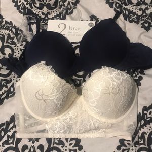 Bras BRAND NEW.